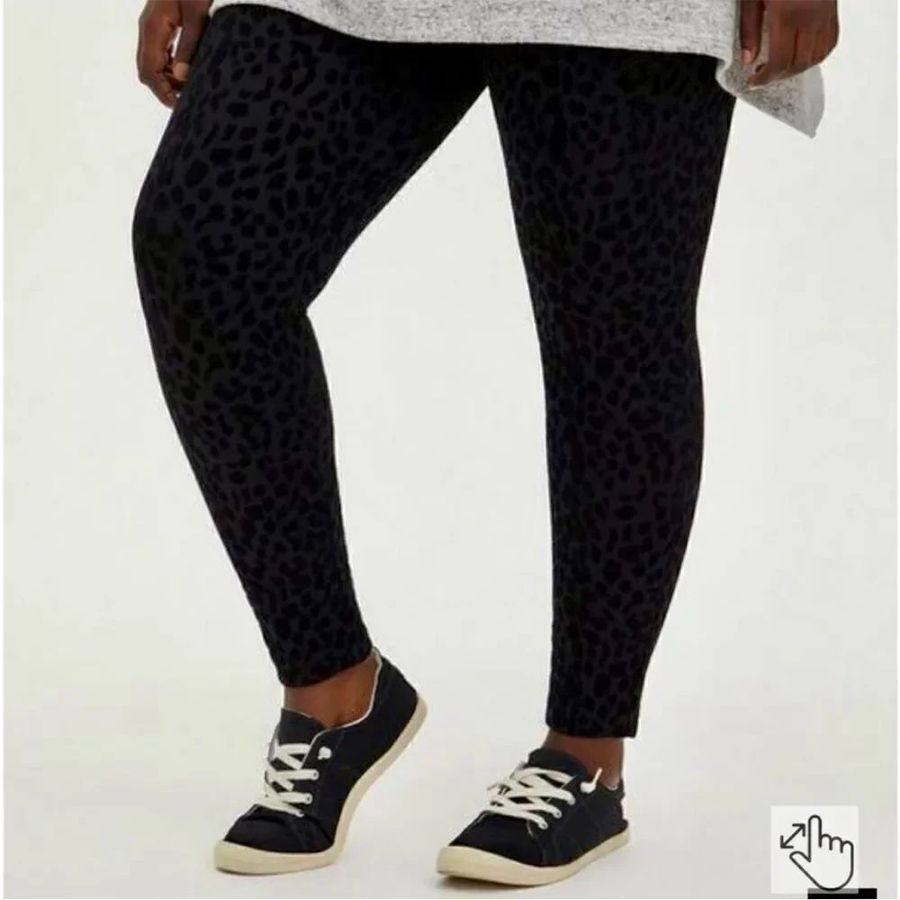 Torrid Pixie Black Leopard Luxe Ponte High Rise Pull On Pants Animal Print - Picture 2 of 14